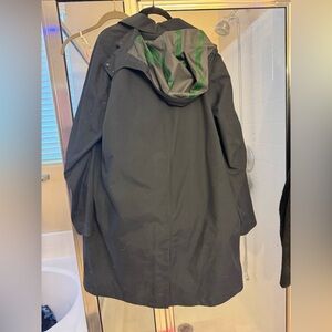 Lacoste Black Raincoat with Hood and vest Weather-Resistant